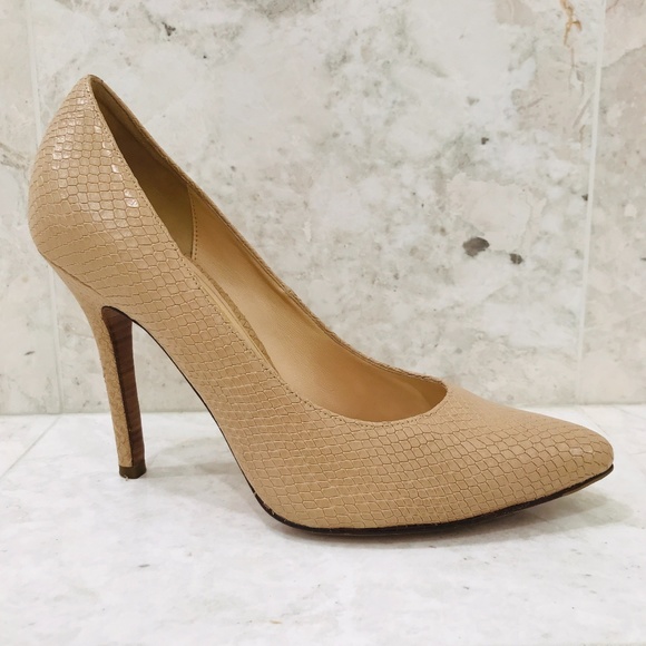 Cole haan snakeskin pumps 2025